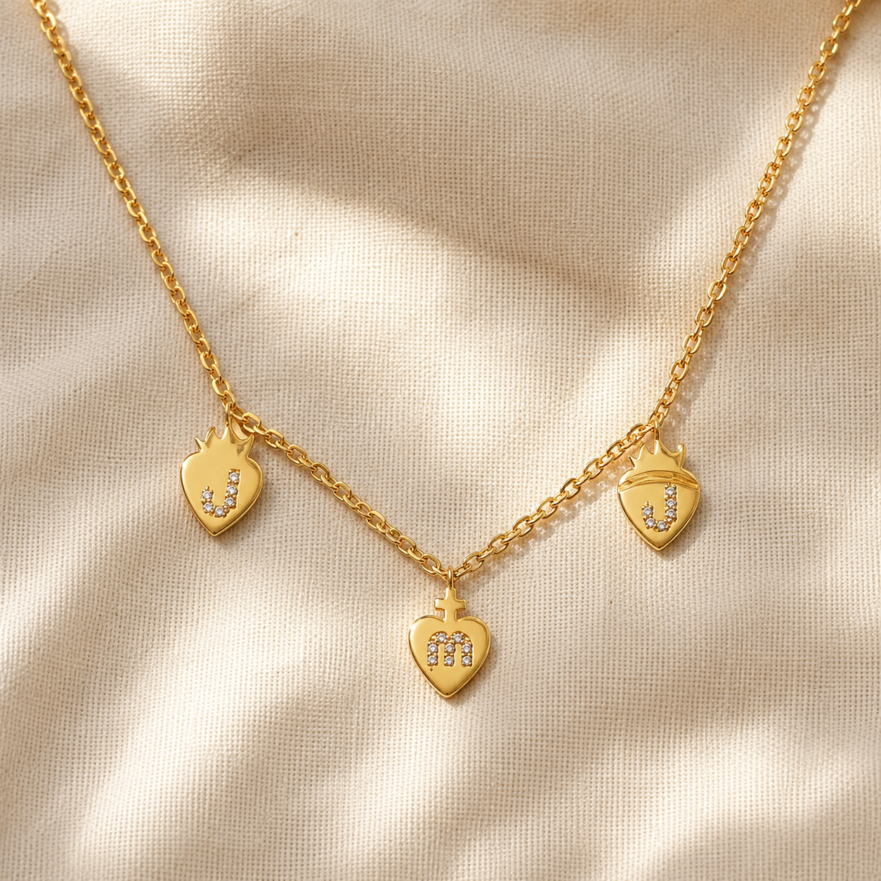 Collar Tres Corazones