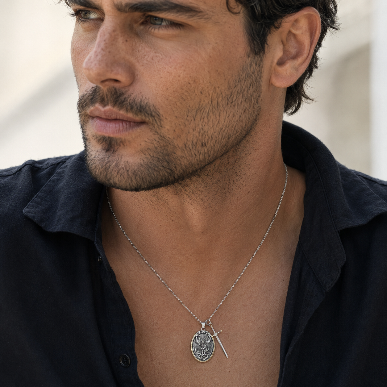 Collar San Miguel Arcángel — Protector Celestial