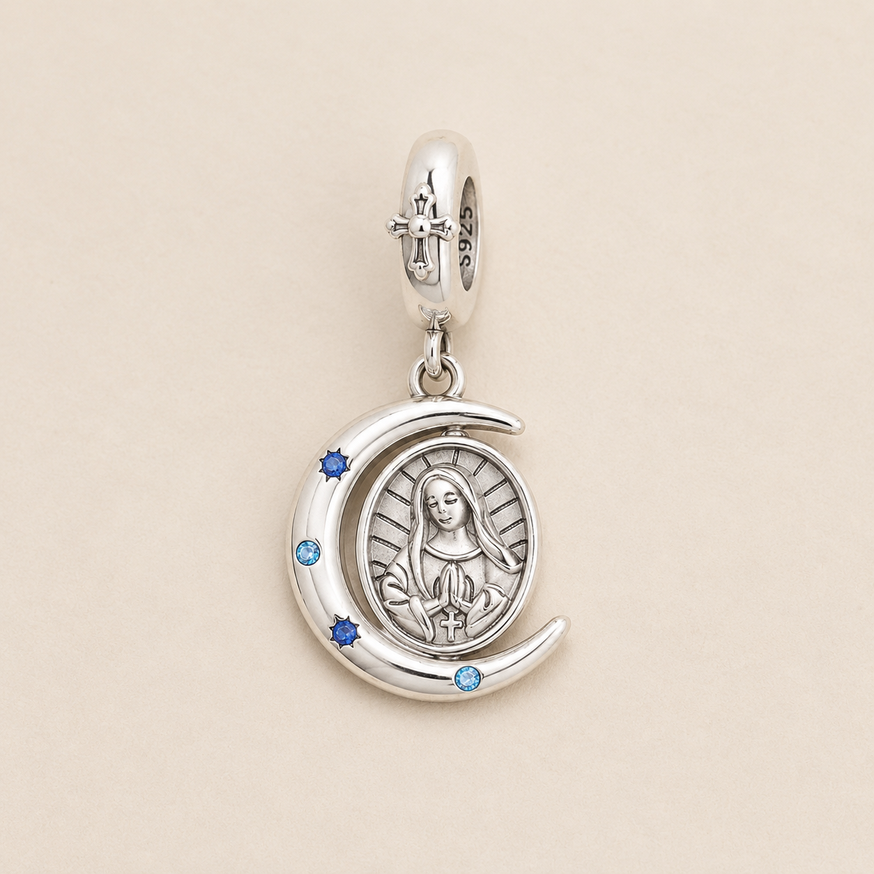 Dije Nuestra Señora de la Luna Creciente