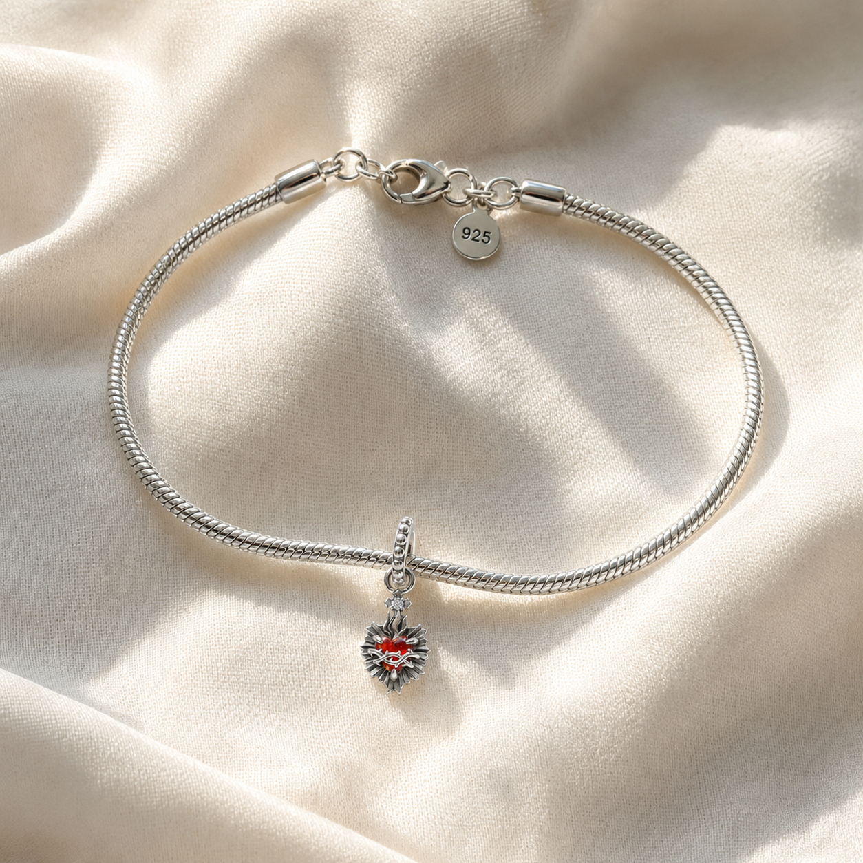 Dije Sagrado Corazón de Jesús — Plata 925