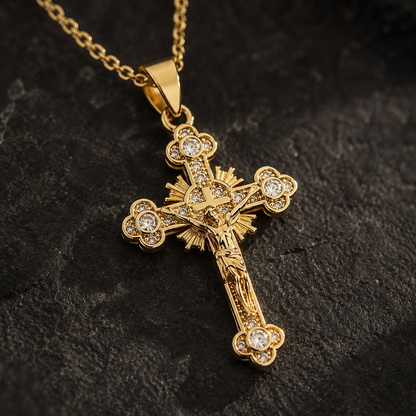 Collar Cruz Radiante