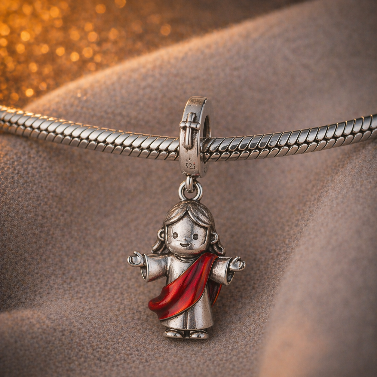Dije Cristo Rey Resucitado — Plata 925