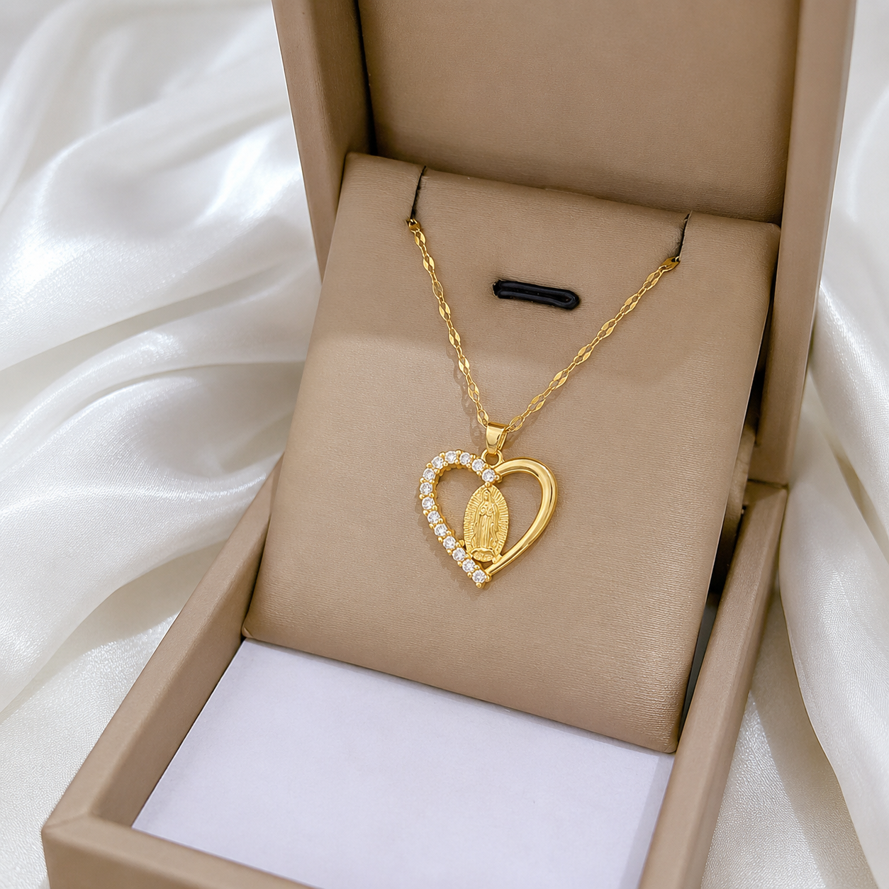 Collar Corazón de Guadalupe
