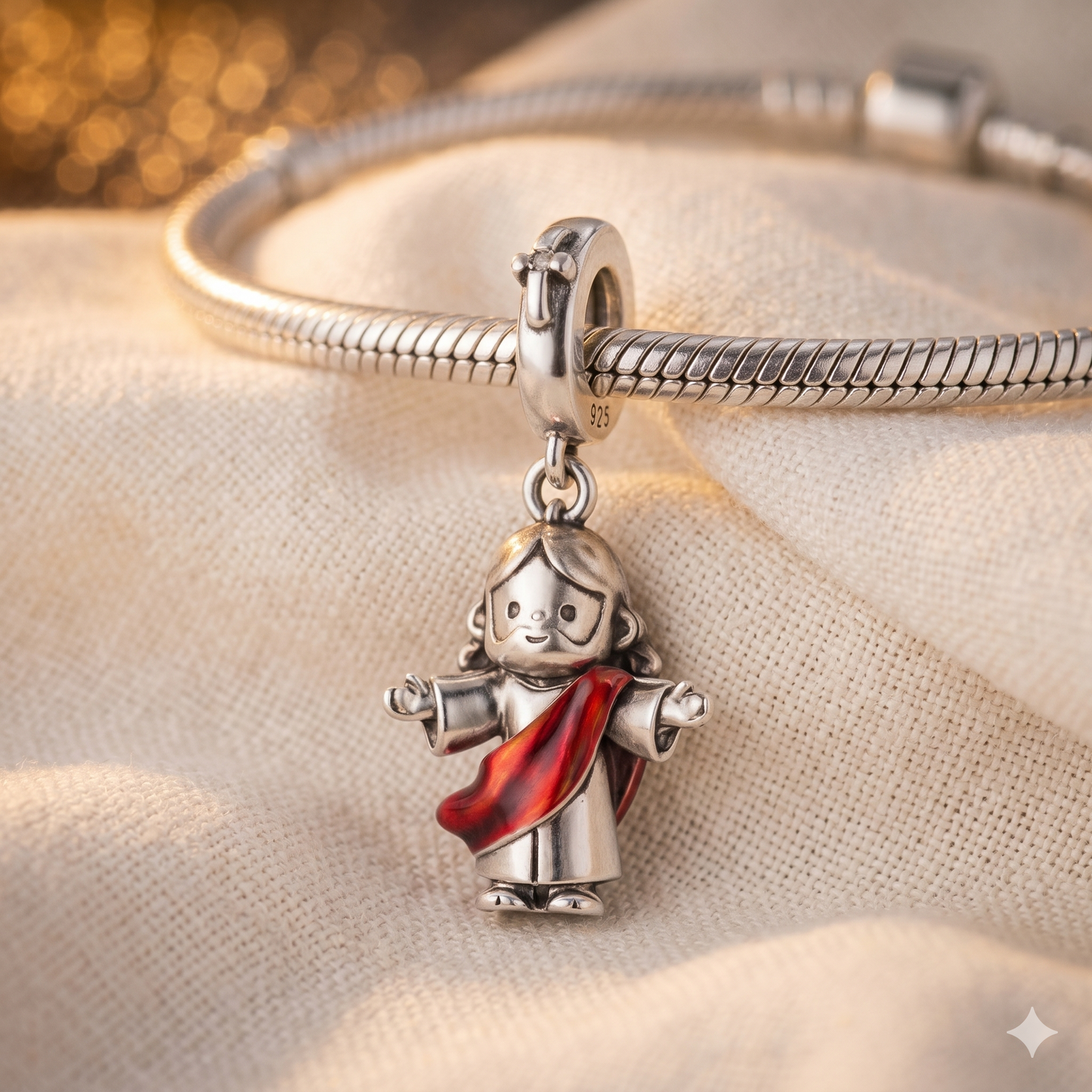 Dije Cristo Rey Resucitado — Plata 925