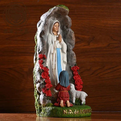 Nuestra Señora de Lourdes — Imagen Sacra de Fe y Devoción