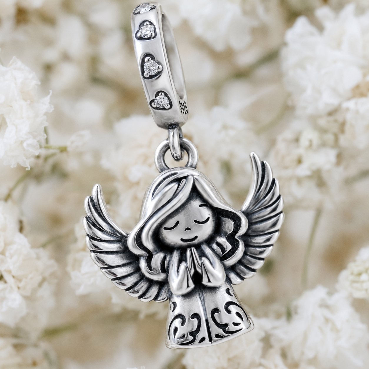 Dije Ángel en Oración — Plata 925