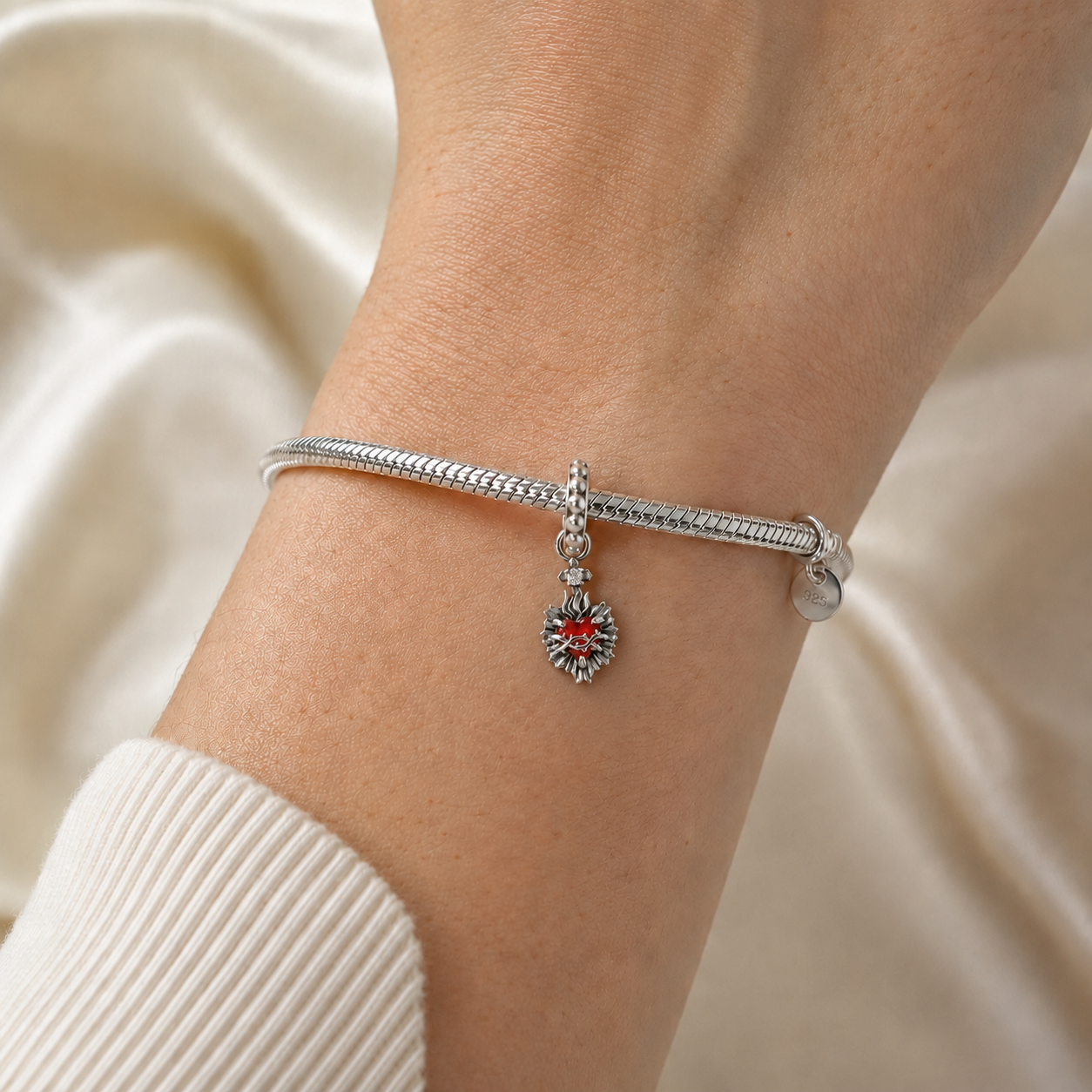 Dije Sagrado Corazón de Jesús — Plata 925