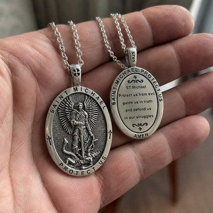Collar Quién Como Dios