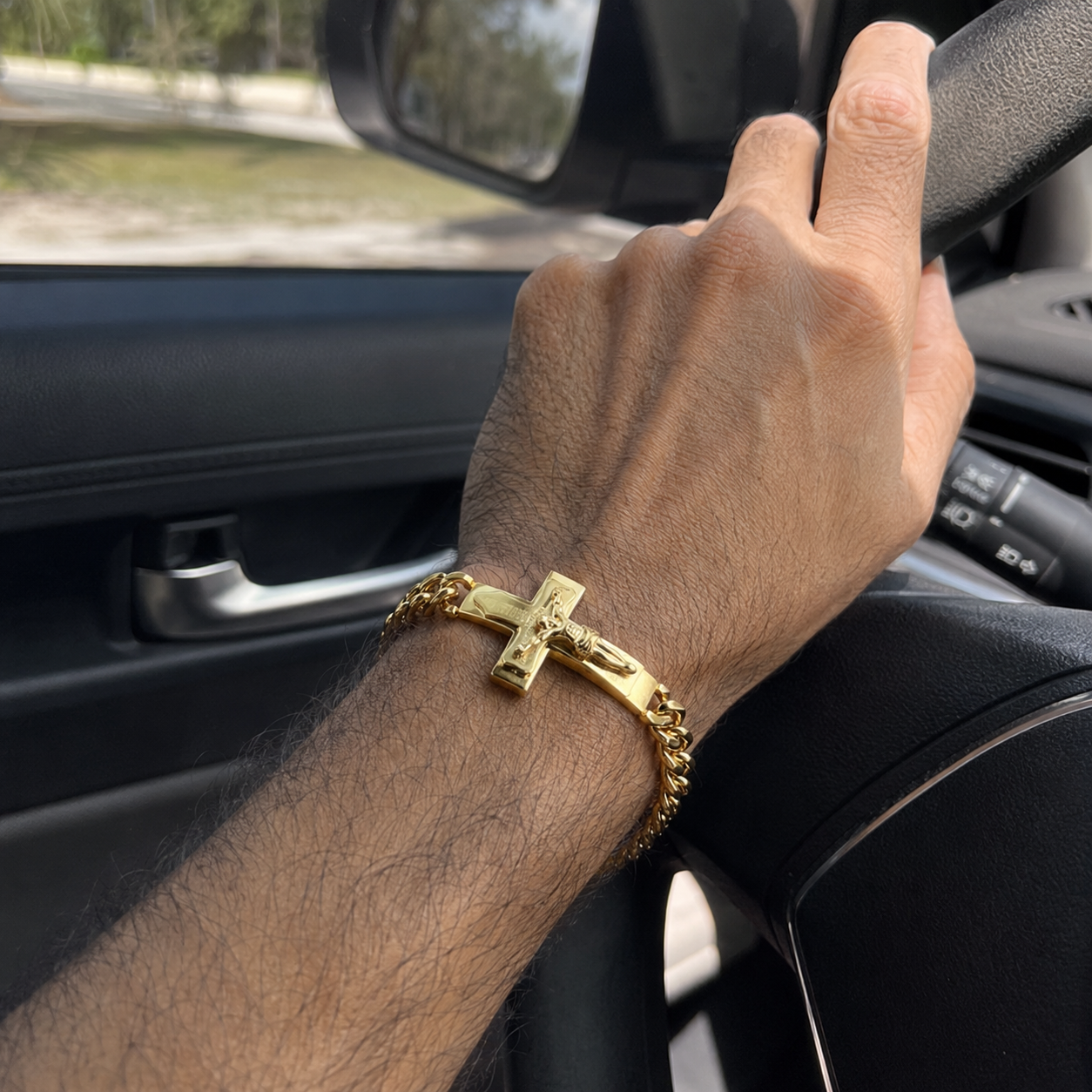 Pulsera Cruz de Valentía