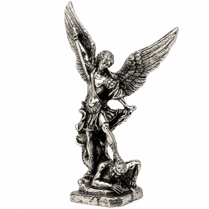 Arcángel San Miguel — Estatua de Protección y Justicia Divina