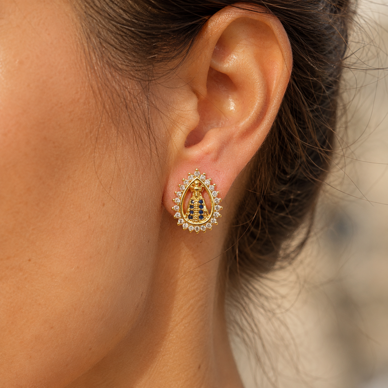 Aretes Virgen María Gota