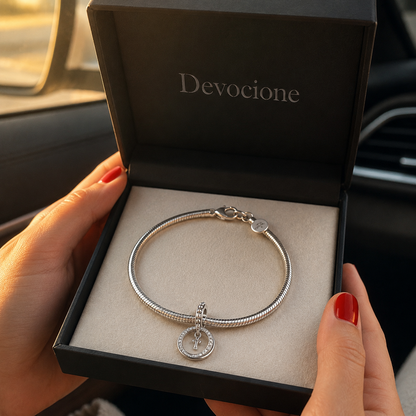 Dije Aros Entrelazados con Cruz — Plata 925