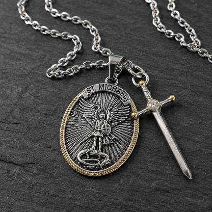Collar San Miguel Arcángel — Protector Celestial